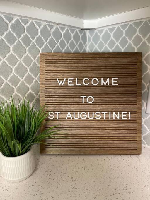 New Modern Bungalow Close To Downtown! Fully Fenced Yard St. Augustine Esterno foto